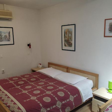 Accomodation Pertout Nova Gorica Eksteriør bilde
