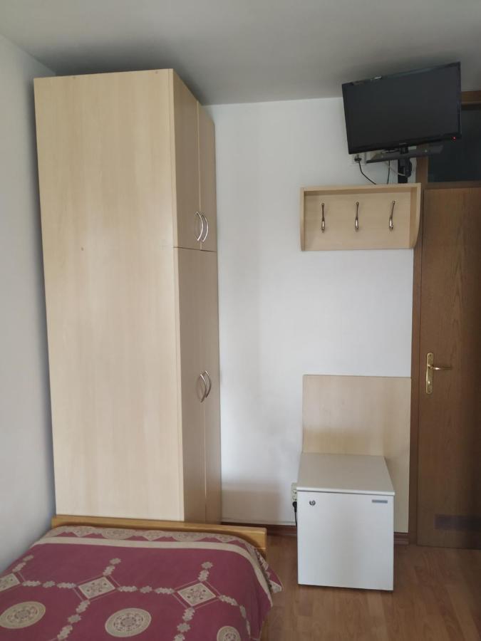 Accomodation Pertout Nova Gorica Eksteriør bilde